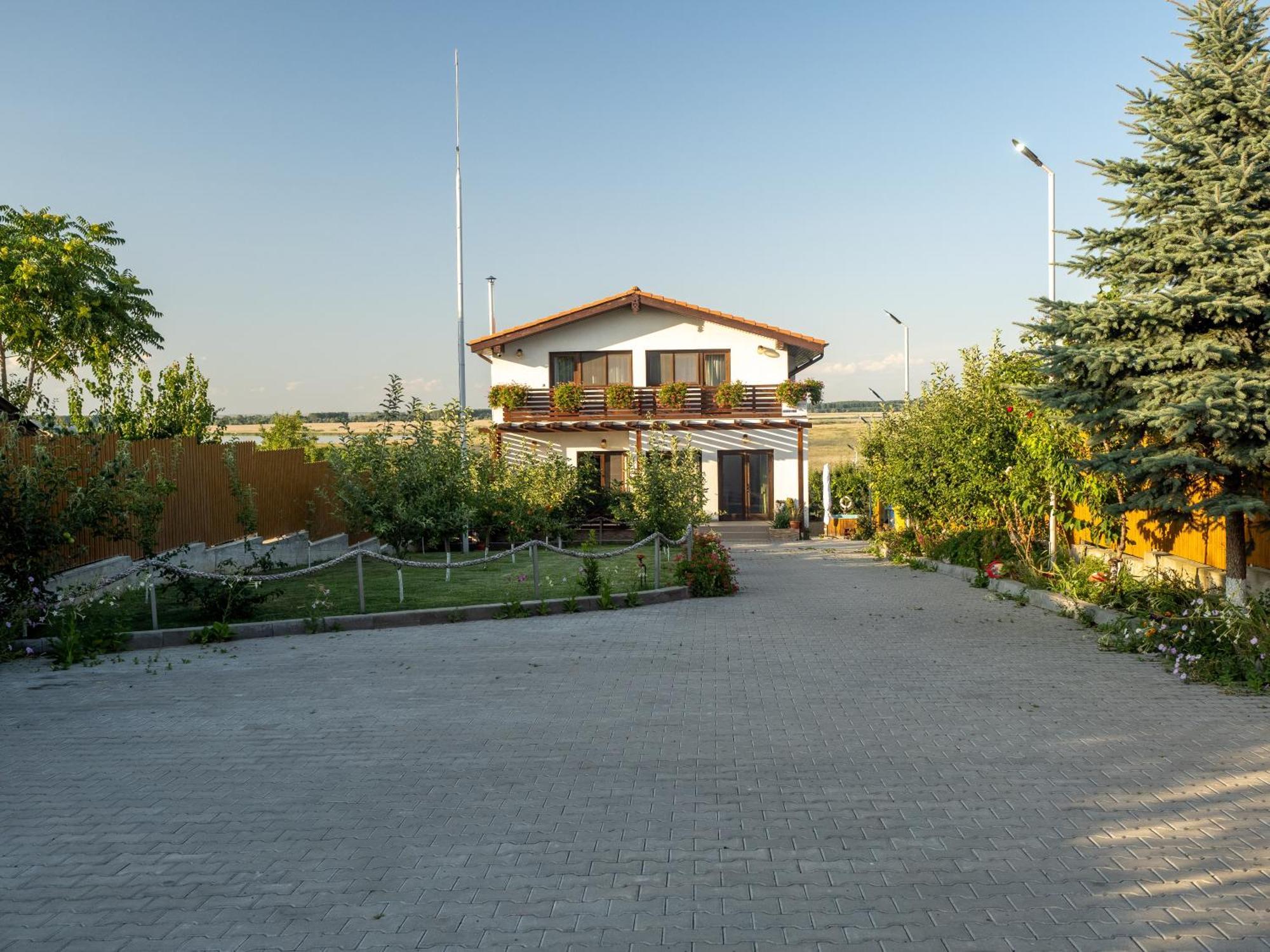 Laguna Nuferilor Habitat Somova Exterior photo
