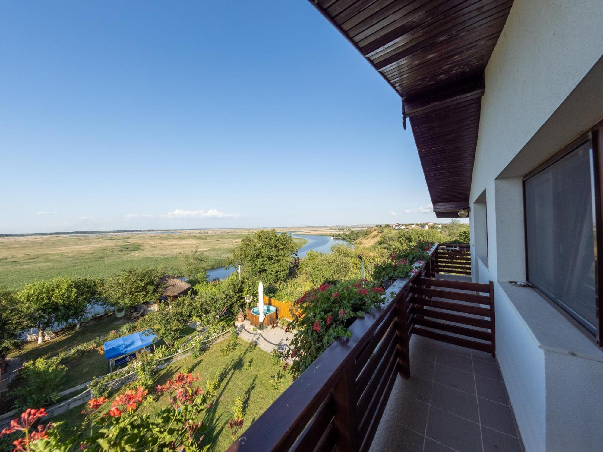Laguna Nuferilor Habitat Somova Exterior photo